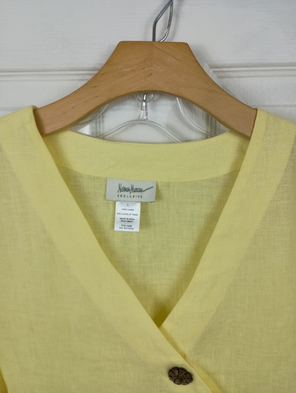 Neiman Marcus Linen Wrap Blouse Large Yellow Carved Coconut Button Asymmetric - Picture 5 of 7